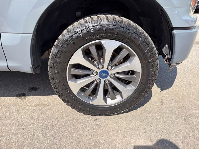 2019 Gray Metallic Ford F-150 XL 4X4 Truck