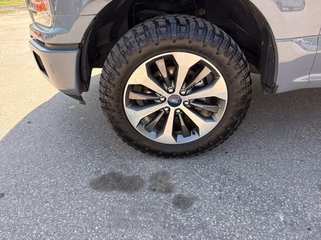 2019 Gray Metallic Ford F-150 XL 4X4 Truck