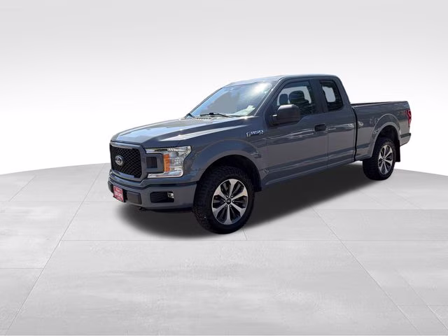 2019 Gray Metallic Ford F-150 XL 4X4 Truck