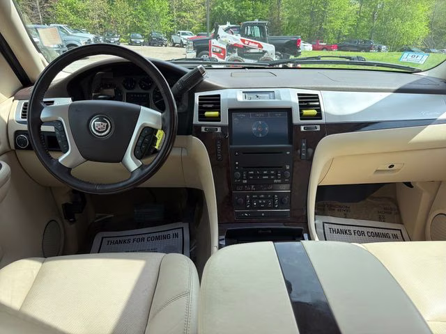 2007 White Diamond Clearcoat Cadillac Escalade Base AWD SUV