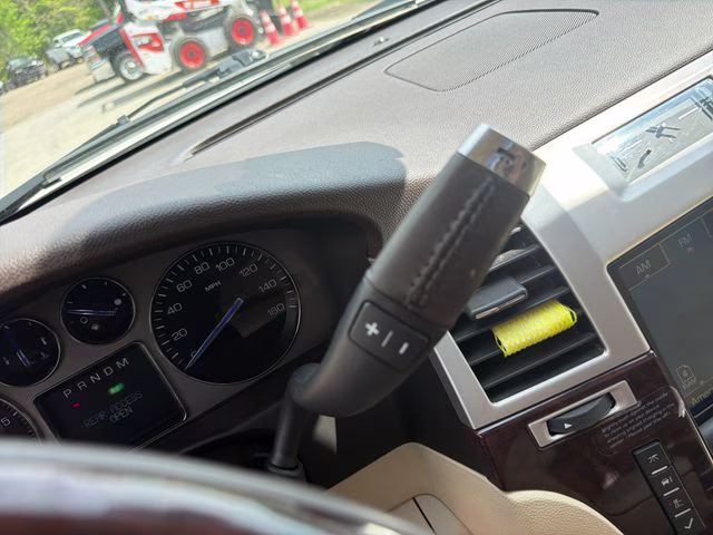 2007 White Diamond Clearcoat Cadillac Escalade Base AWD SUV