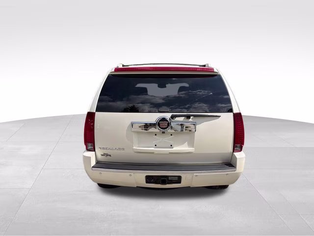 2007 White Diamond Clearcoat Cadillac Escalade Base AWD SUV