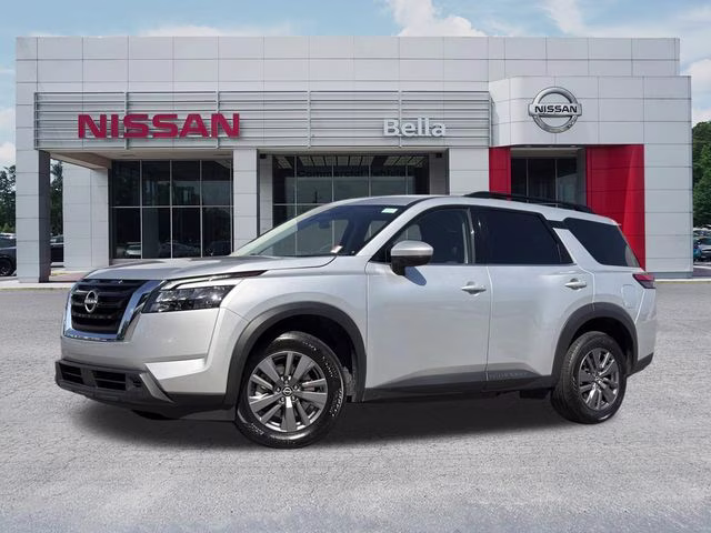 2025 Nissan Pathfinder SV 4WD's photo