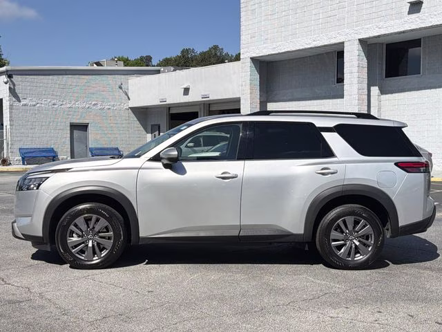 2025 Gun Metallic Nissan Pathfinder SV 4X4 SUV