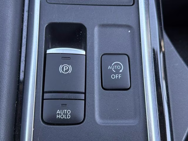 2025 Brilliant Silver Metallic Nissan Pathfinder SV 4X4 SUV