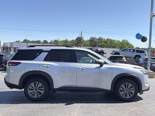 2025 Brilliant Silver Metallic Nissan Pathfinder SV 4X4 SUV