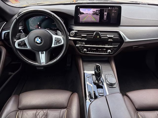 2022 Black Sapphire Metallic BMW 5 Series 540i xDrive AWD Sedan