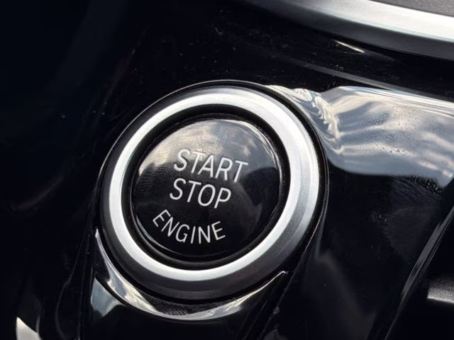 2022 Black Sapphire Metallic BMW 5 Series 540i xDrive AWD Sedan