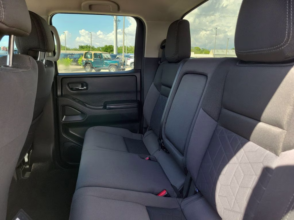 2025 Glacier White Nissan Frontier SV RWD Truck