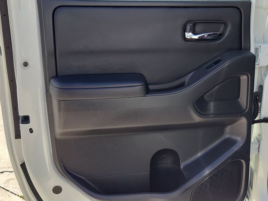 2025 Glacier White Nissan Frontier SV RWD Truck