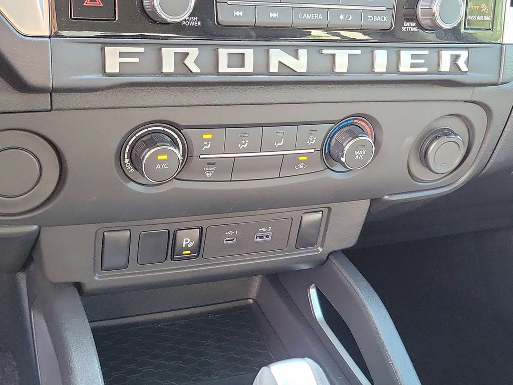2025 Glacier White Nissan Frontier SV RWD Truck