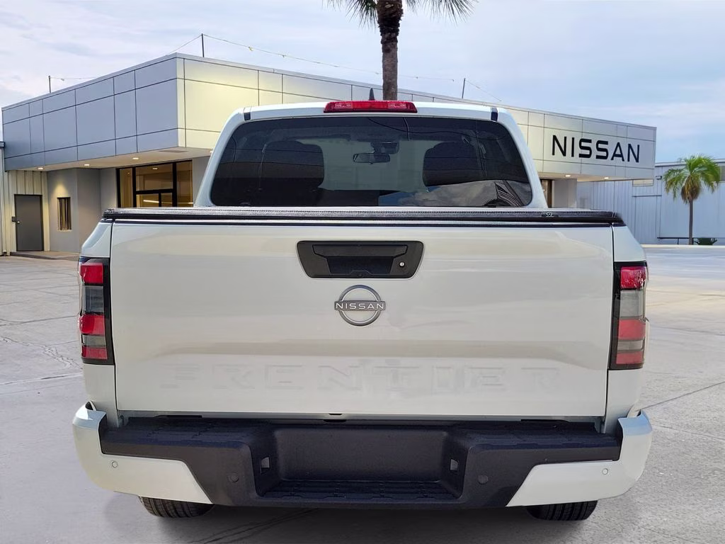 2025 Glacier White Nissan Frontier SV RWD Truck