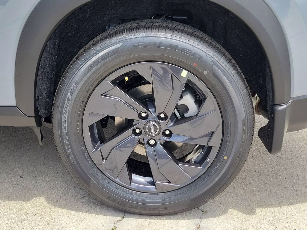 2026 Boulder Gray Pearl Nissan Rogue SV FWD SUV