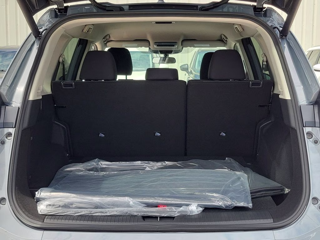 2026 Boulder Gray Pearl Nissan Rogue SV FWD SUV