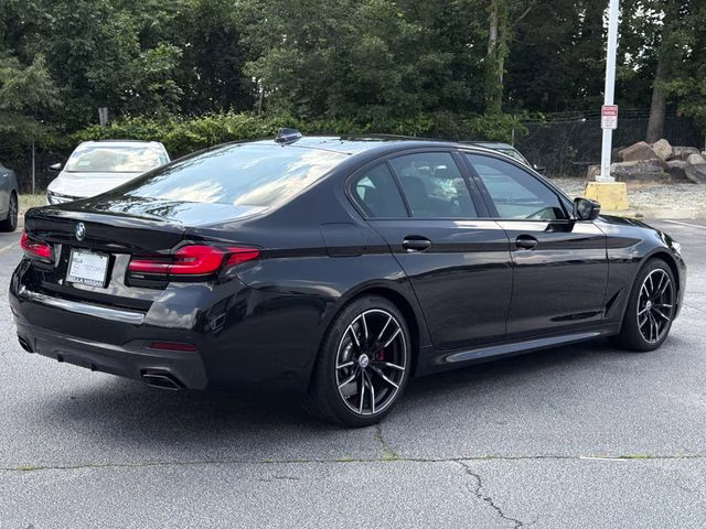 2022 Black Sapphire Metallic BMW 5 Series 540i xDrive AWD Sedan