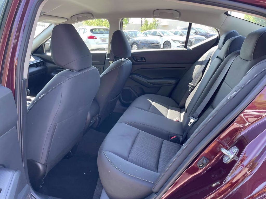 2025 Garnet Pearl Metallic Nissan Altima 2.5 SV FWD Sedan