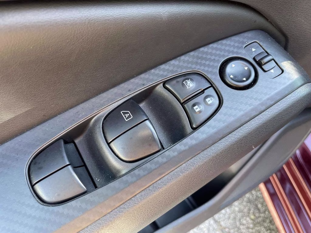 2025 Garnet Pearl Metallic Nissan Altima 2.5 SV FWD Sedan