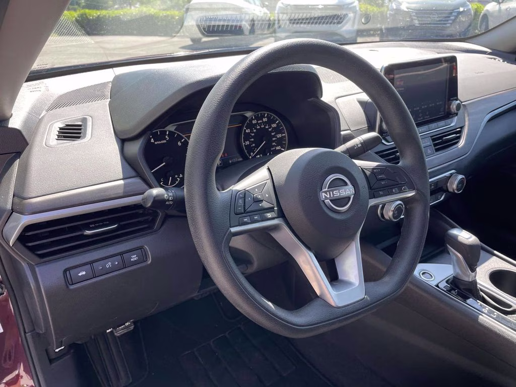 2025 Garnet Pearl Metallic Nissan Altima 2.5 SV FWD Sedan