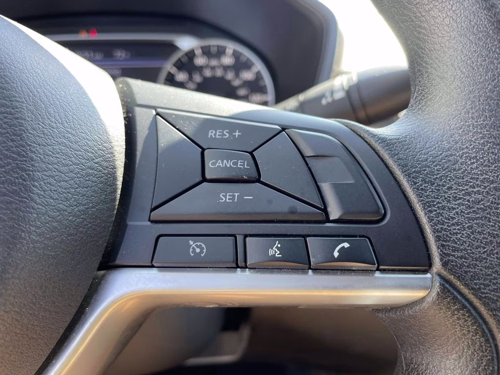 2025 Garnet Pearl Metallic Nissan Altima 2.5 SV FWD Sedan