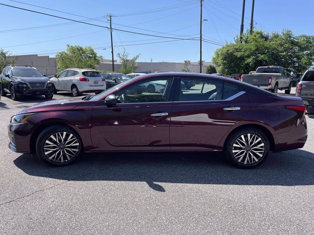 2025 Garnet Pearl Metallic Nissan Altima 2.5 SV FWD Sedan