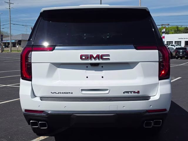 2026 Summit White GMC Yukon XL AT4 4X4 SUV