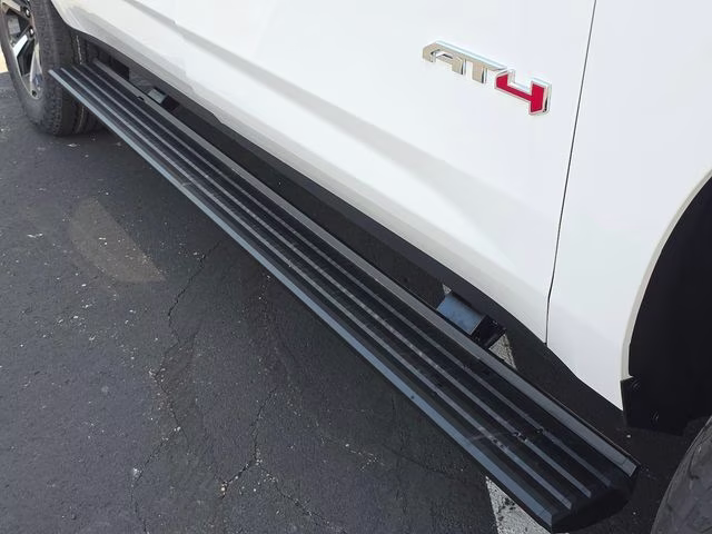 2026 Summit White GMC Yukon XL AT4 4X4 SUV