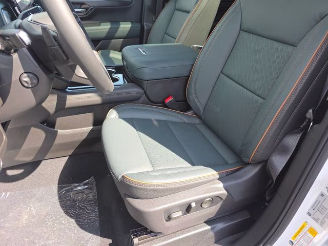 2026 Summit White GMC Yukon XL AT4 4X4 SUV
