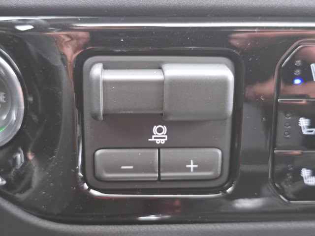 2026 Volcanic Red Tintcoat GMC Sierra 2500HD SLT 4X4 Truck