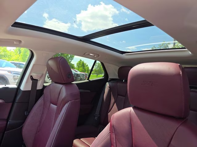 2026 Iridescent White Tricoat Buick Envision Sport Touring AWD SUV