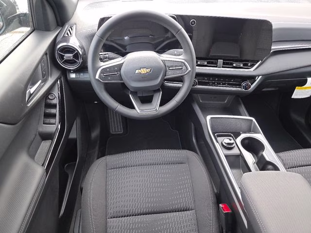 2026 Mosaic Black Metallic Chevrolet Equinox LT FWD SUV