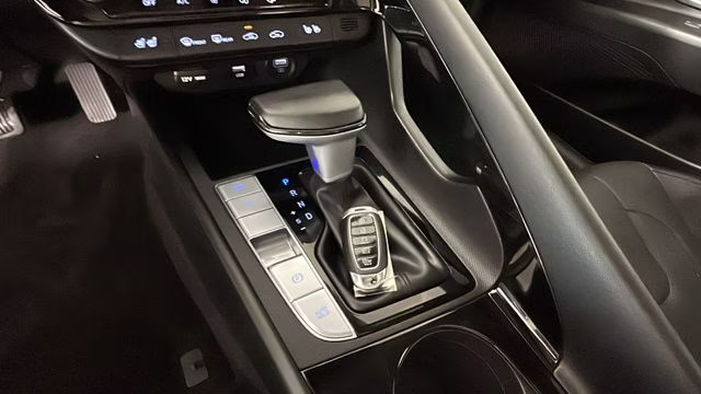 2023 Lunar White Hyundai Elantra Hybrid Limited FWD Sedan