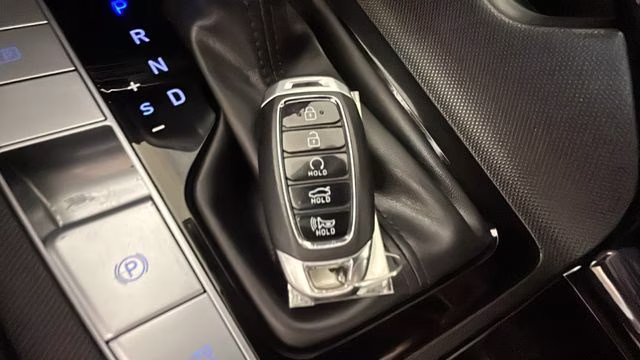 2023 Lunar White Hyundai Elantra Hybrid Limited FWD Sedan