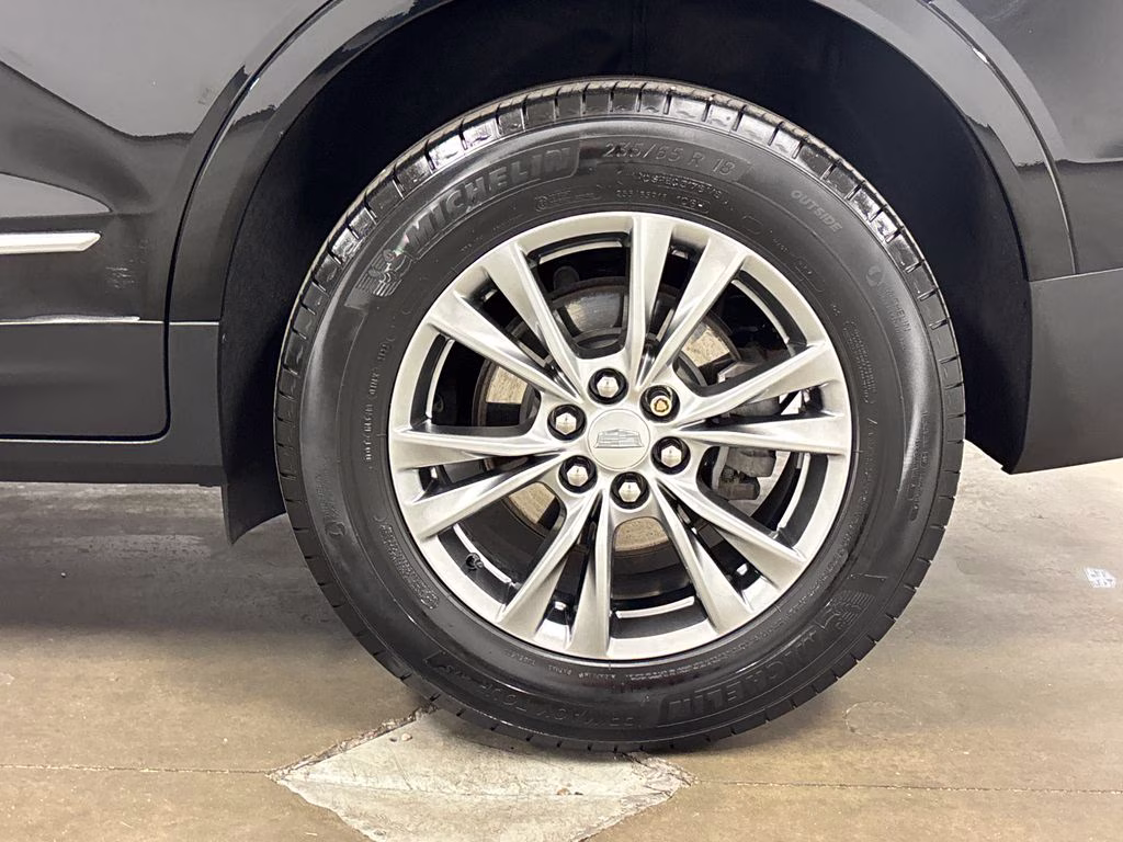 2023 Stellar Black Metallic Cadillac XT5 Premium Luxury AWD SUV