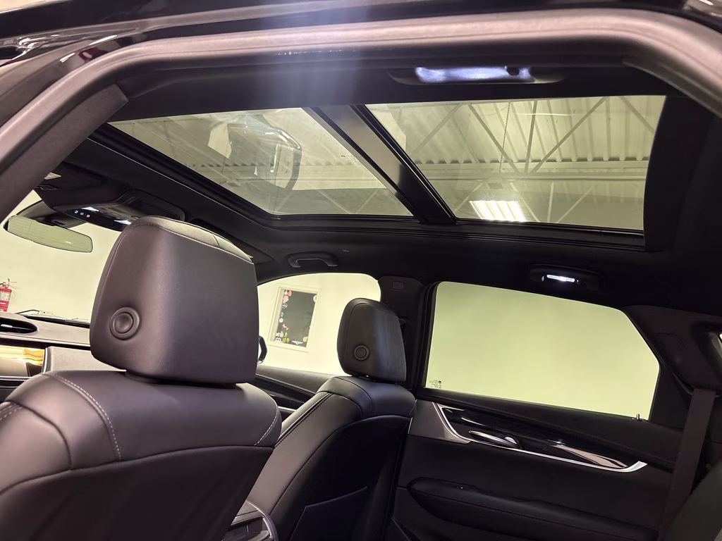 2023 Stellar Black Metallic Cadillac XT5 Premium Luxury AWD SUV