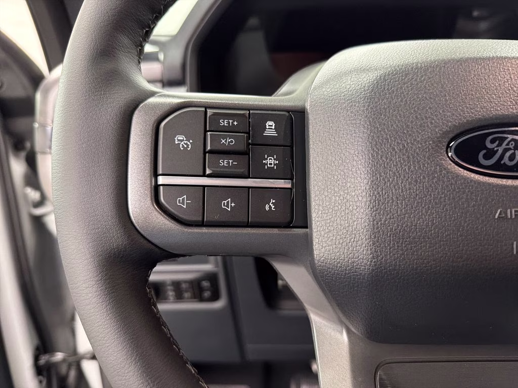 2026 AVALANCHE Ford F-150 Lariat RWD Truck