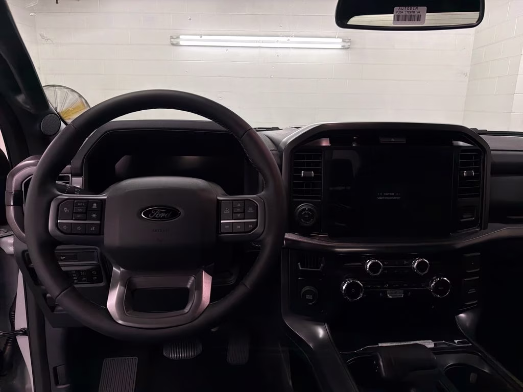 2026 AVALANCHE Ford F-150 Lariat RWD Truck