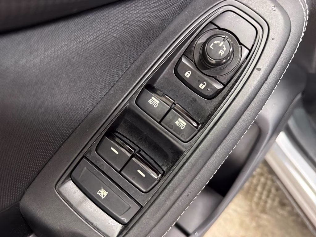 2023 Ice Silver Metallic Subaru Forester Premium AWD SUV