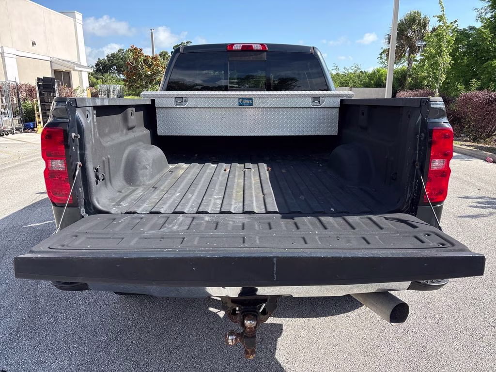 2017 Graphite Metallic Chevrolet Silverado 2500HD LTZ 4X4 Truck