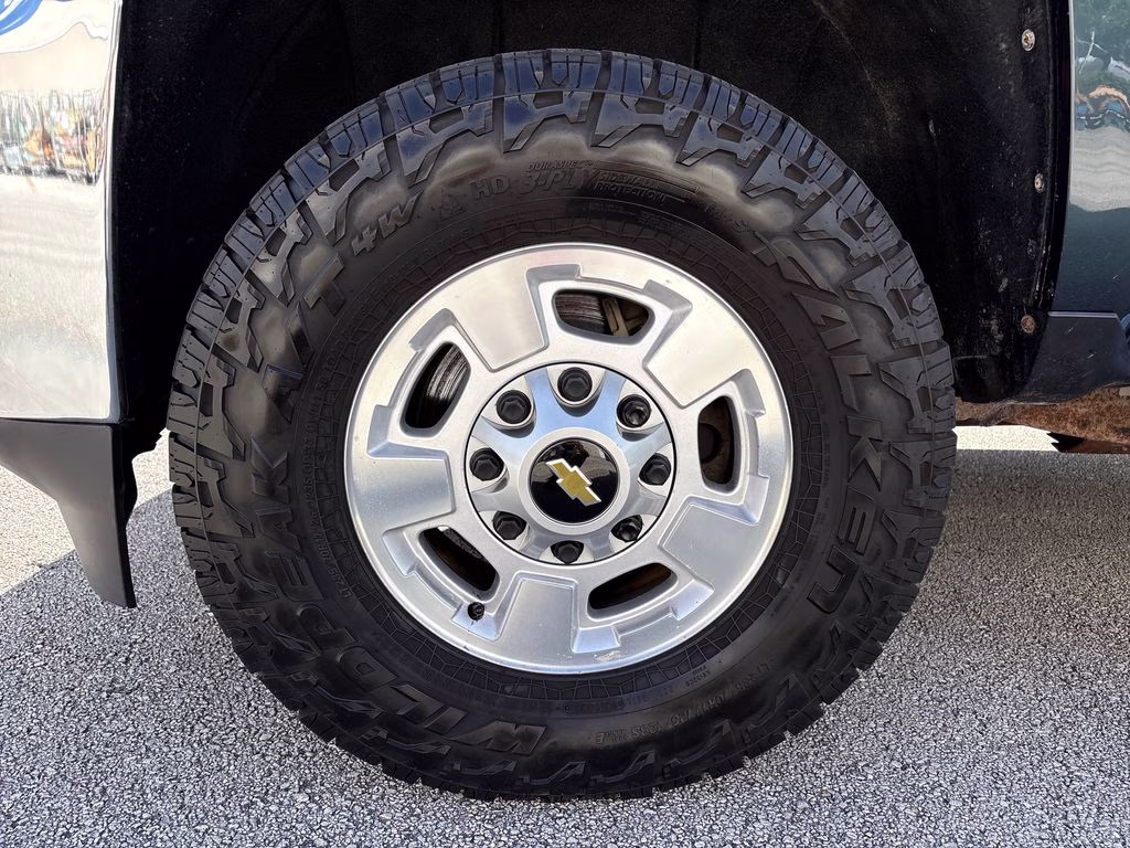 2017 Graphite Metallic Chevrolet Silverado 2500HD LTZ 4X4 Truck