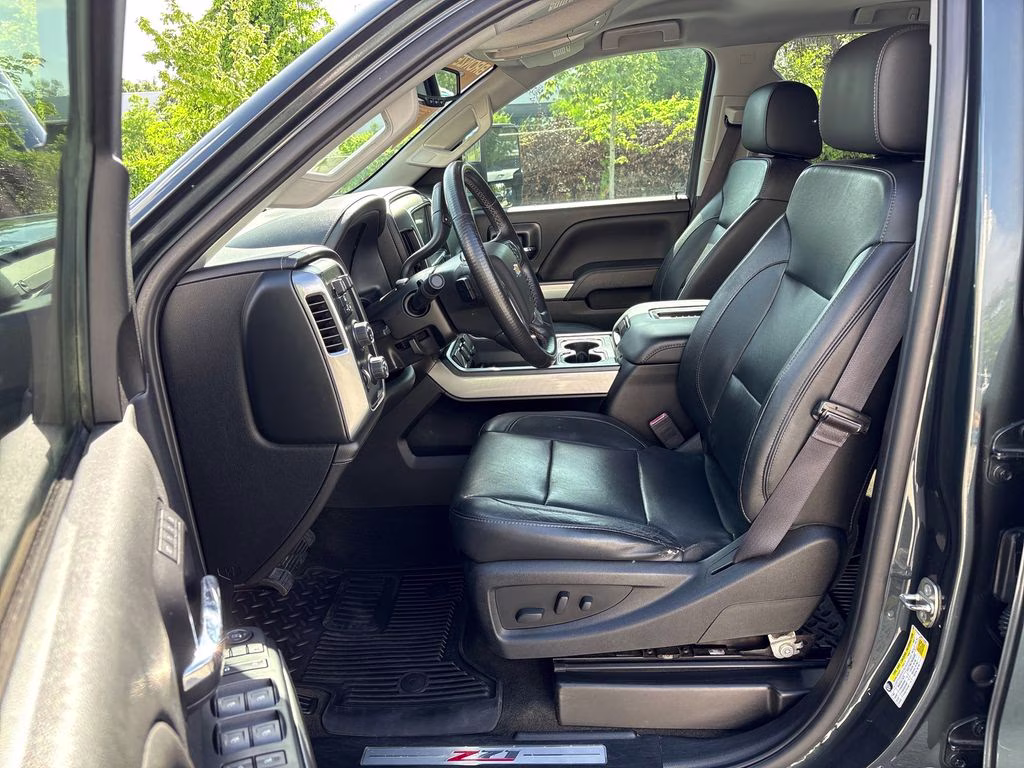 2017 Graphite Metallic Chevrolet Silverado 2500HD LTZ 4X4 Truck