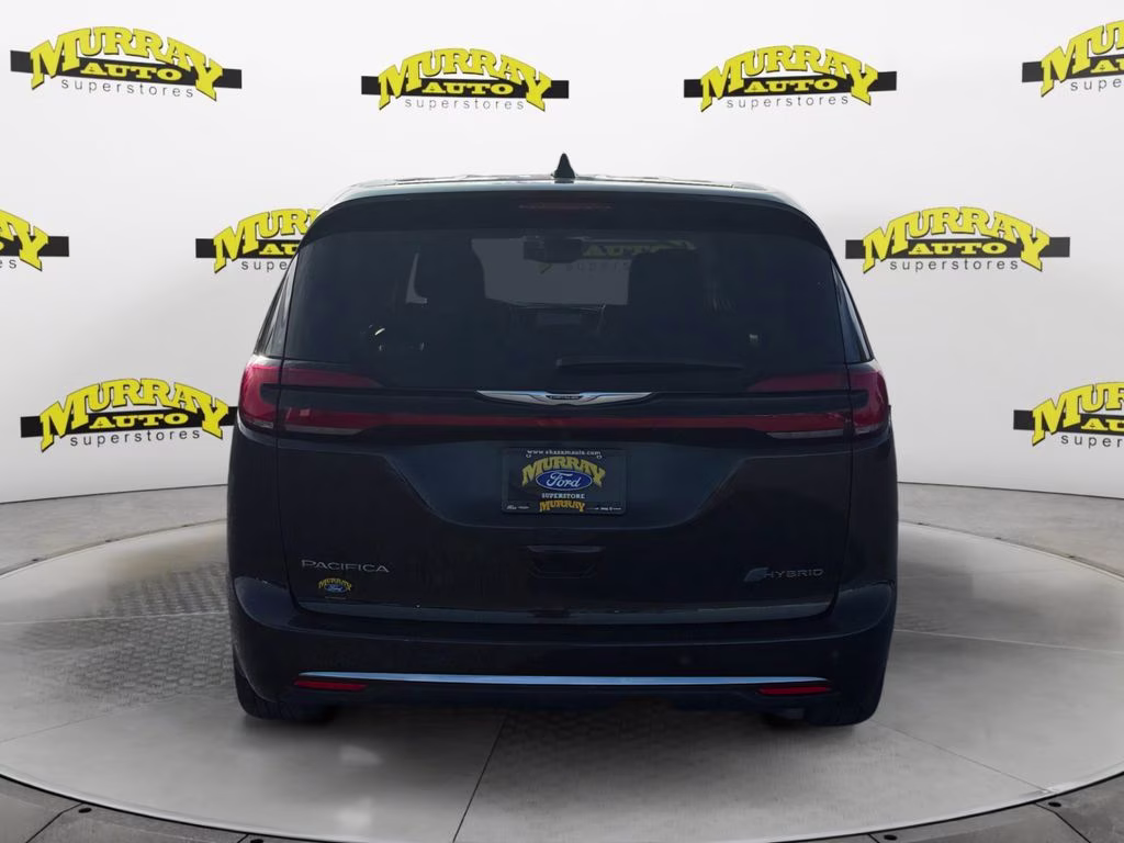 2024 Brilliant Black Crystal Pearlcoat Chrysler Pacifica Hybrid Select FWD Van