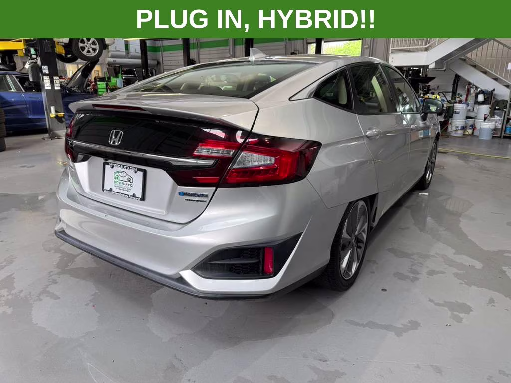 2018 Solar Silver Metallic Honda Clarity Plug-In Hybrid Touring FWD Sedan