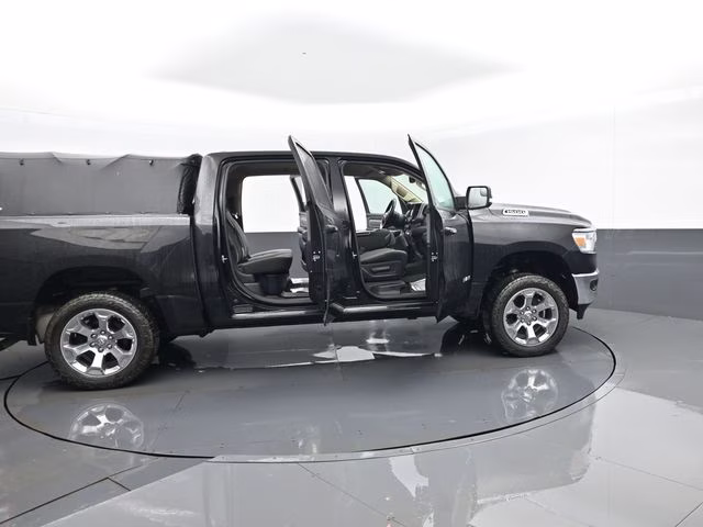 2019 Diamond Black Crystal Pearlcoat Ram 1500 Big Horn/Lone Star 4X4 Truck