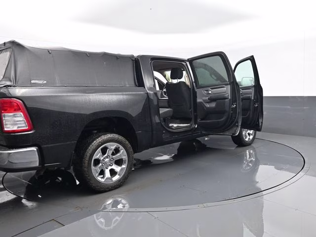 2019 Diamond Black Crystal Pearlcoat Ram 1500 Big Horn/Lone Star 4X4 Truck