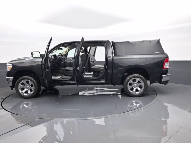 2019 Diamond Black Crystal Pearlcoat Ram 1500 Big Horn/Lone Star 4X4 Truck