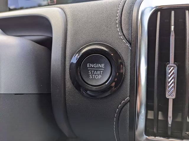 2025 Gray Metallic Ford Expedition Platinum 4X4 SUV