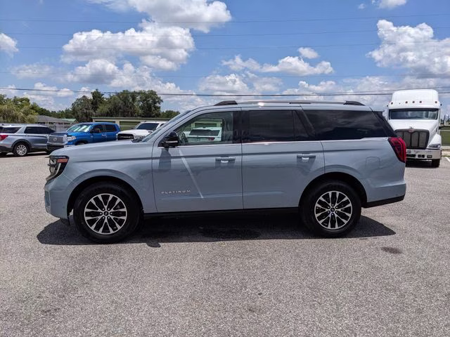 2025 Gray Metallic Ford Expedition Platinum 4X4 SUV