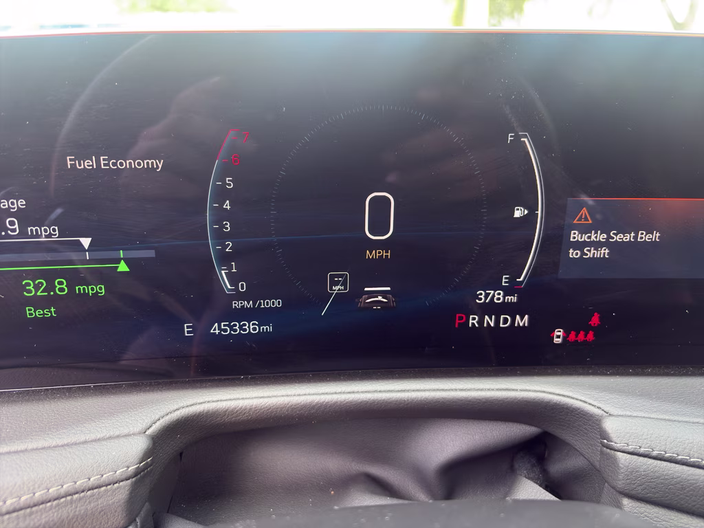 2025 Argent Silver Metallic Cadillac XT4 FWD Premium Luxury FWD SUV