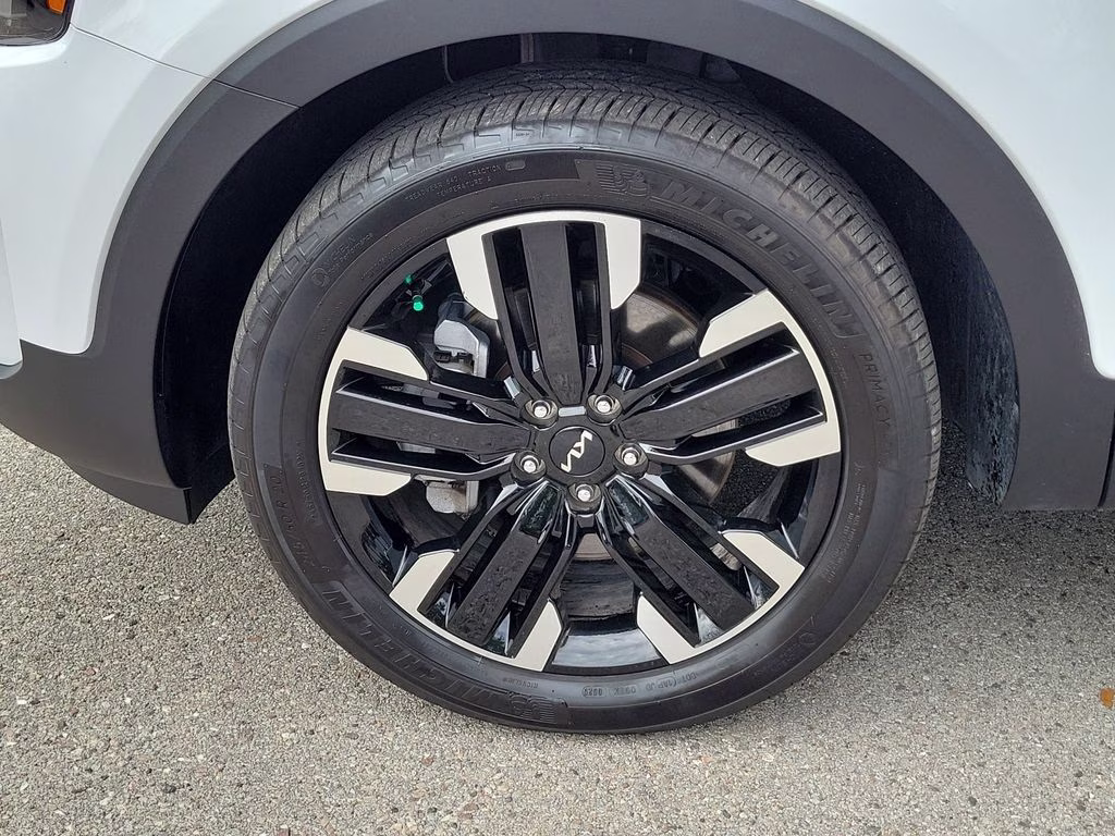 2025 Glacial White Pearl Kia Telluride SX AWD SUV