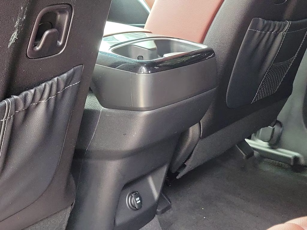 2025 Glacial White Pearl Kia Telluride SX AWD SUV
